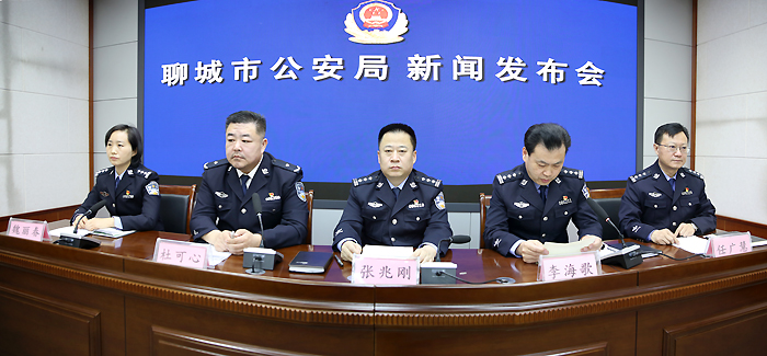 698945848238669824.jpg 698945848238669824.jpg